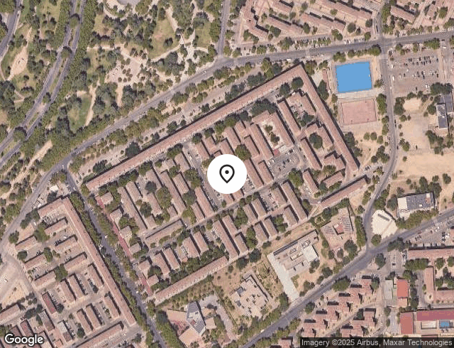 Chalet adosado en Calle Uceda
